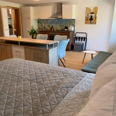 Apartmaji Pr' Nas Lasko Bagian luar foto