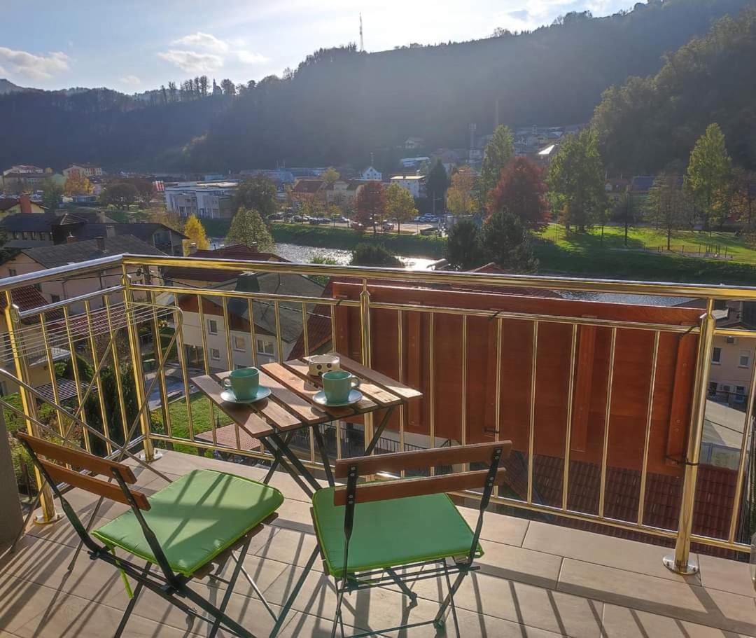 Apartmaji Pr' Nas Lasko Bagian luar foto
